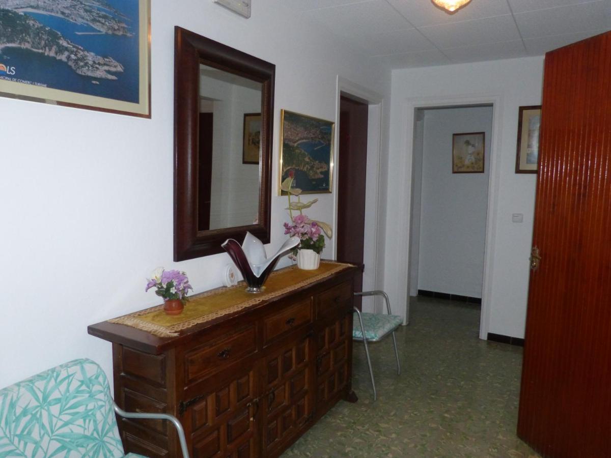 Hostal Zurich Sant Feliu de Guíxols Exterior foto